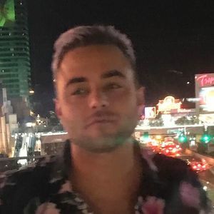 Meet your Posher, Elliott